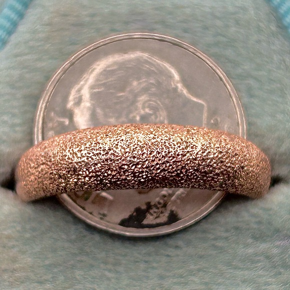 ESTATE SZ9 MILOR 14kt Italian ROSE GOLD sandblasted domed band 2.25g EUC GORG! - Picture 12 of 17